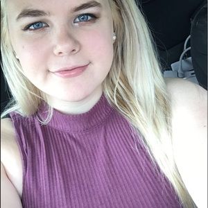 Meet your Posher, Ashley